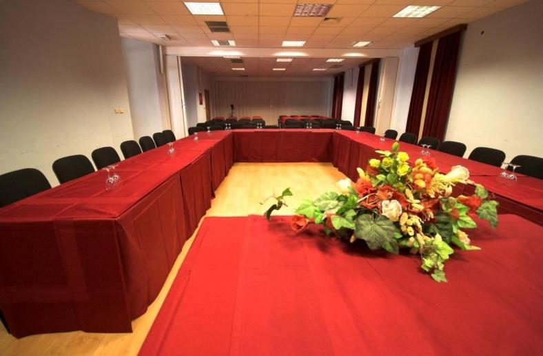 Hotel Vila Ruzica- Glavna Zgrada I Depandanse ซริกเวนิซา ภายนอก รูปภาพ