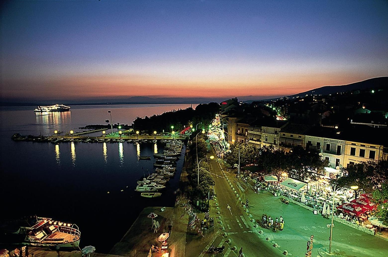 Hotel Vila Ruzica- Glavna Zgrada I Depandanse ซริกเวนิซา ภายนอก รูปภาพ
